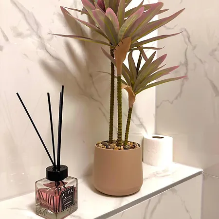 Daire A142 , Near Airport Chopin , Free Parking Varşova